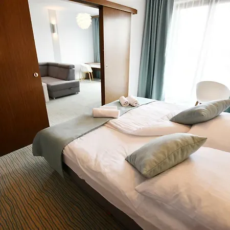 Baltic Plaza فندق كولوبرزيغ