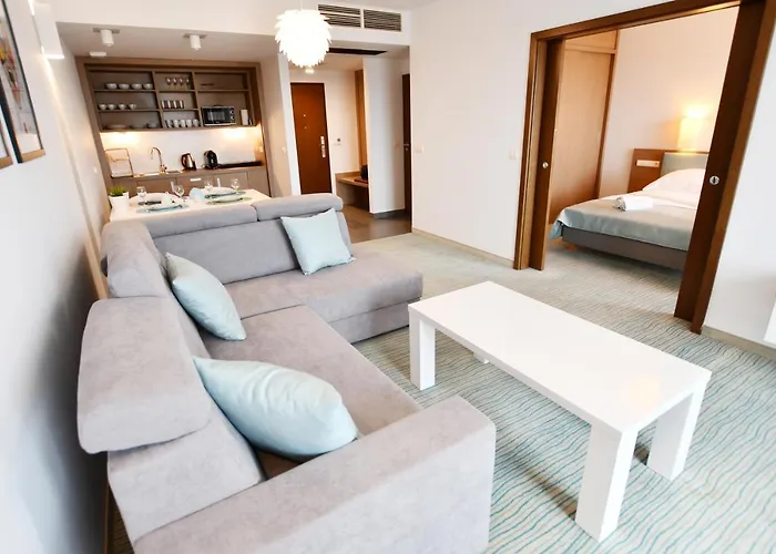 Baltic Plaza Hotel *